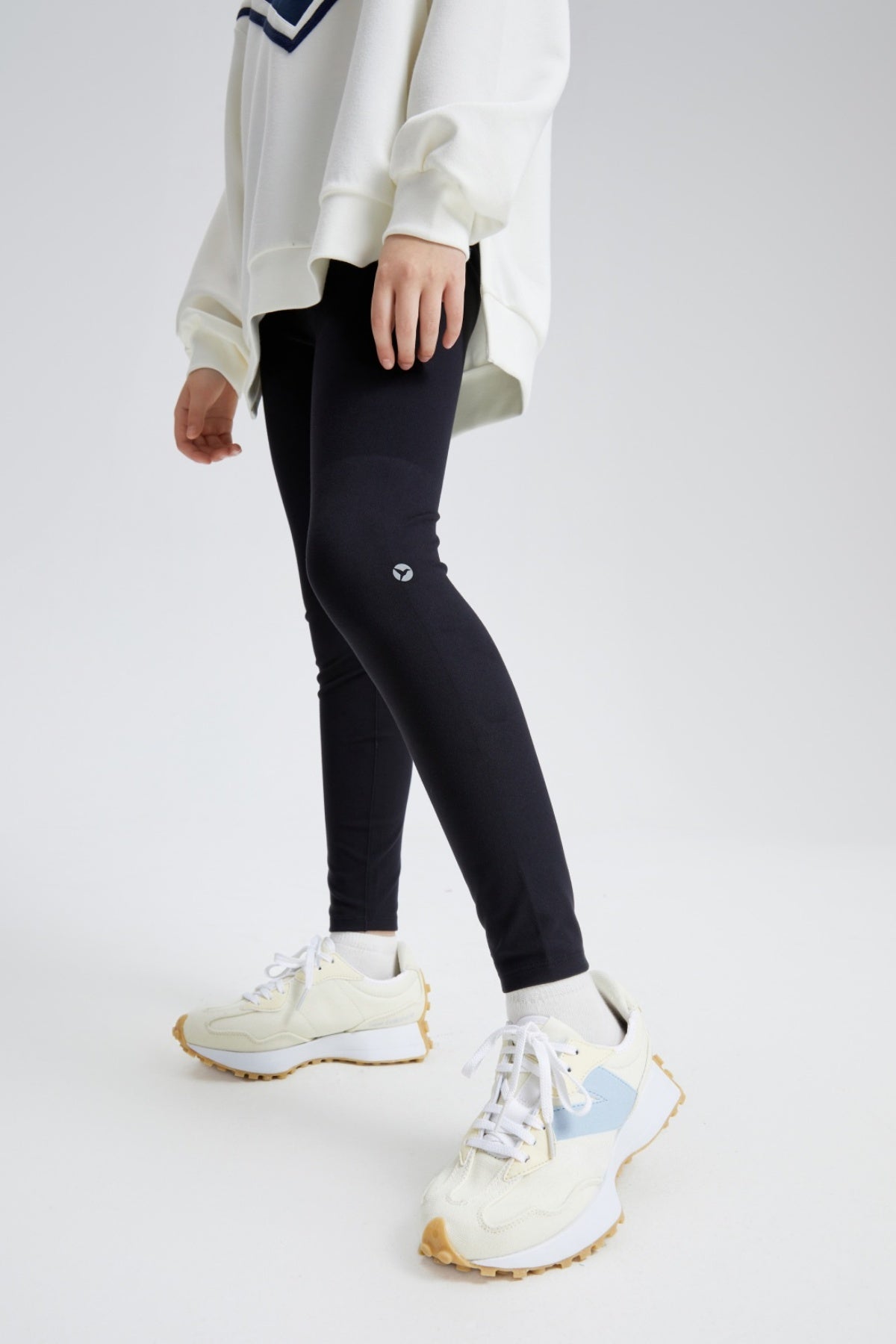 Swift Girls' Fitted Yoga Pants