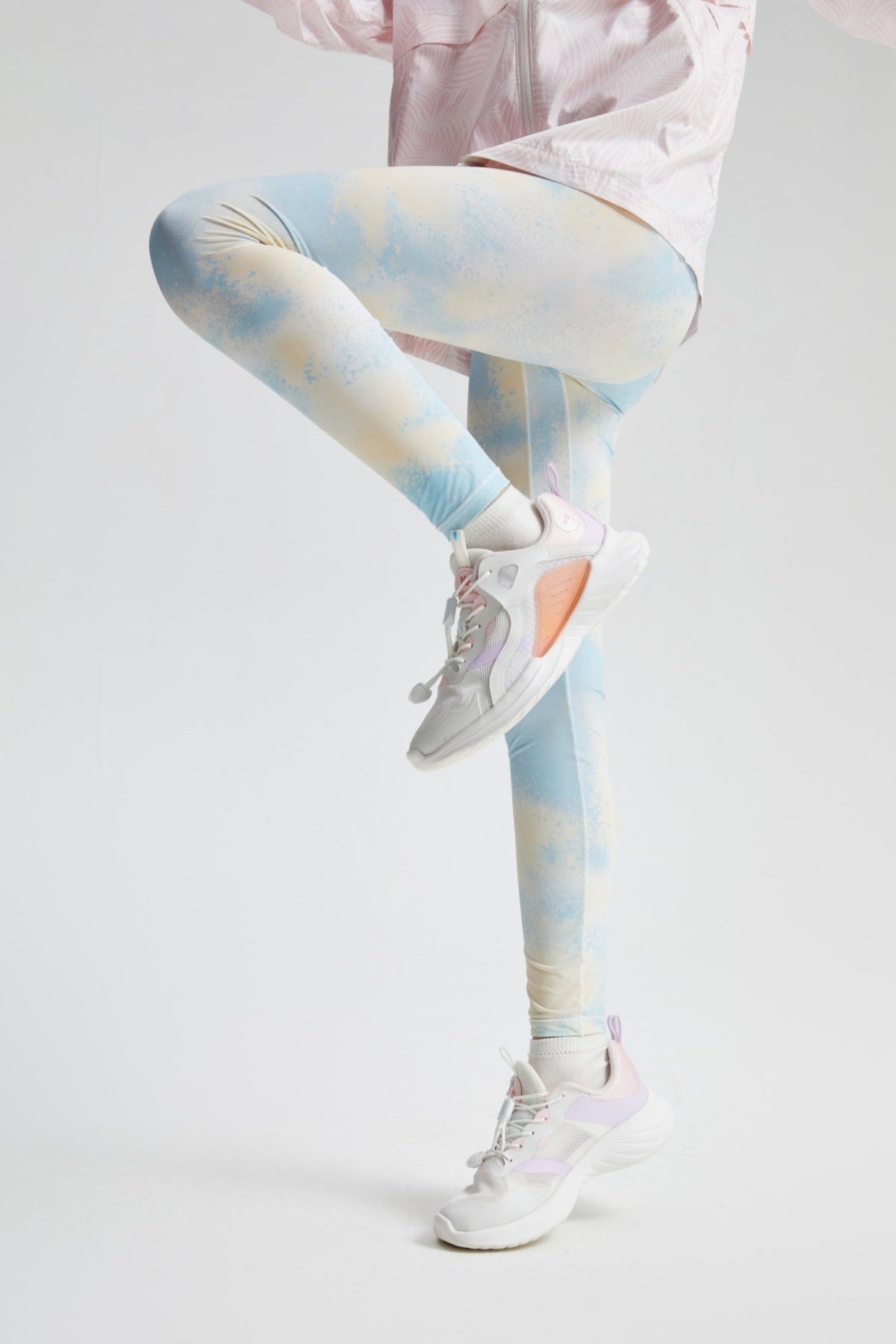 Swift Girls' Cooling Sun-Protective Yoga Leggings