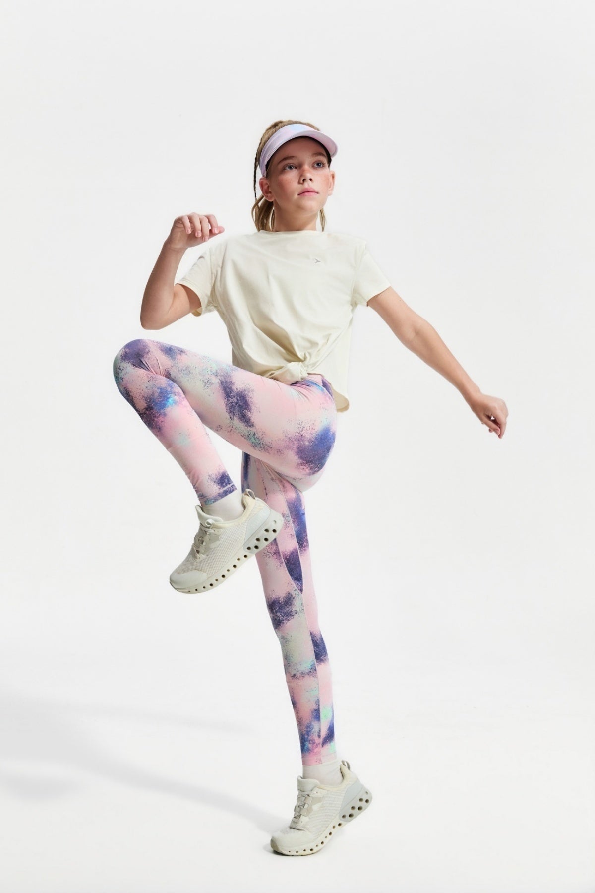 Swift Girls' Cooling Sun-Protective Yoga Leggings