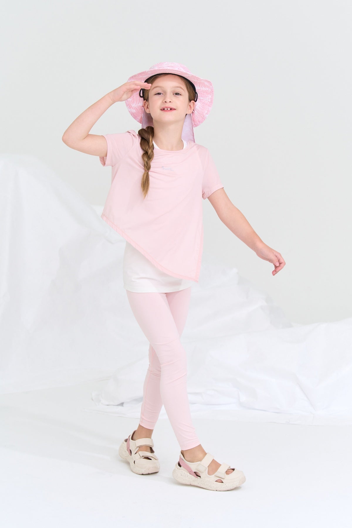 Swift Girls' Cooling Sun-Protective Yoga Leggings